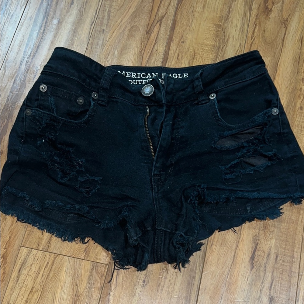 American Eagle Outfitters Black Distressed Jean Shorts Size 2
